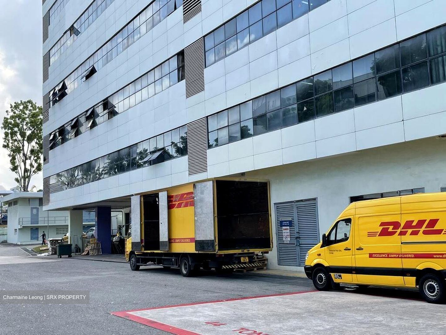 Loyang Industrial Estate (D17), Factory #525414401